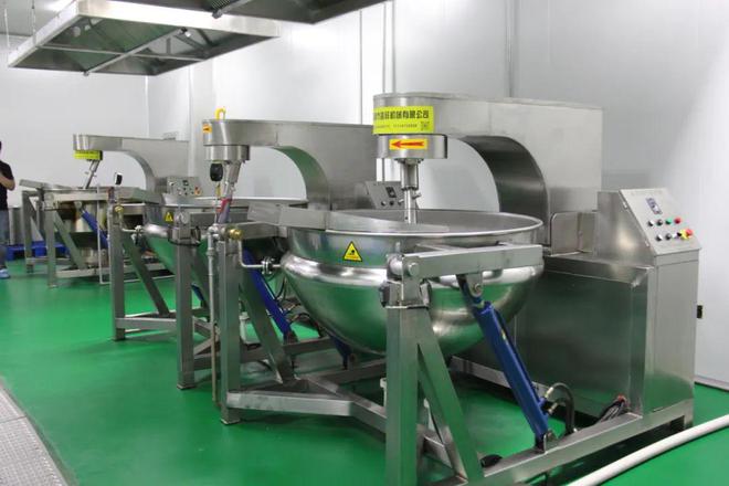 玖禾食品科技金城尕滿福牛肉面工廠竣工投產(chǎn)，引領(lǐng)傳統(tǒng)美食邁向互聯(lián)網(wǎng)新零售